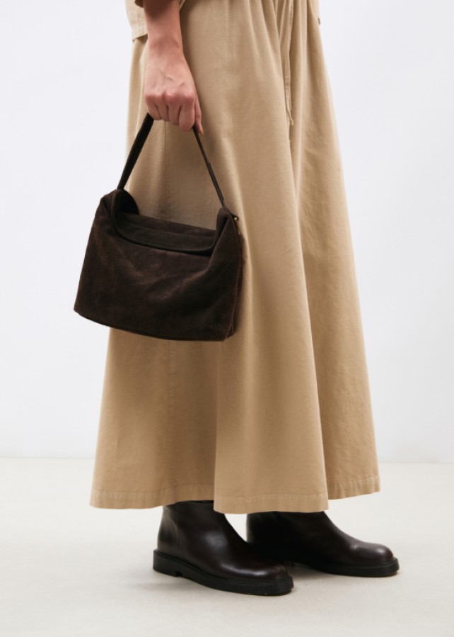 Humility verstos odos rankinė