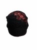Klostuota juodos spalvos siuvinėta kepuraitė 